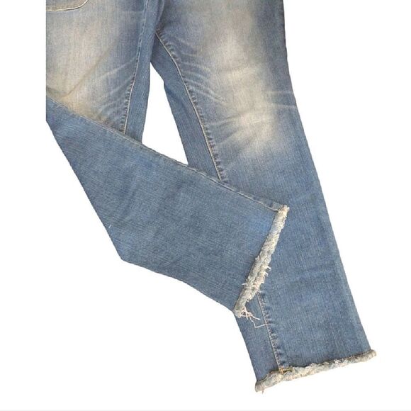 Torrid Vintage Stretch Mid Rise Raw Hem Crop Boyfriend Jeans Size 12 - Picture 7 of 14